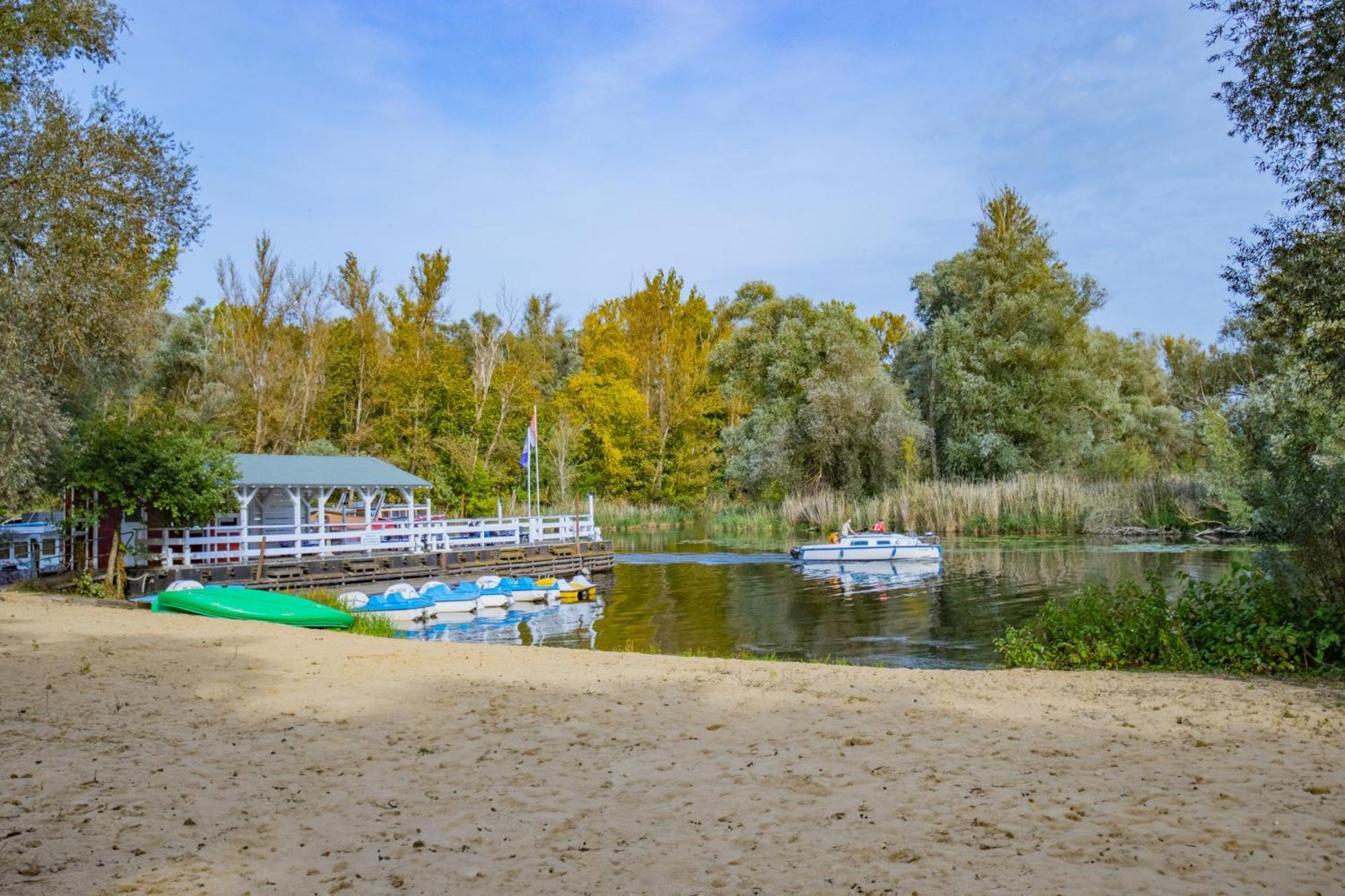 Seehotel Brandenburg An Der Havel Brielow Dış mekan fotoğraf