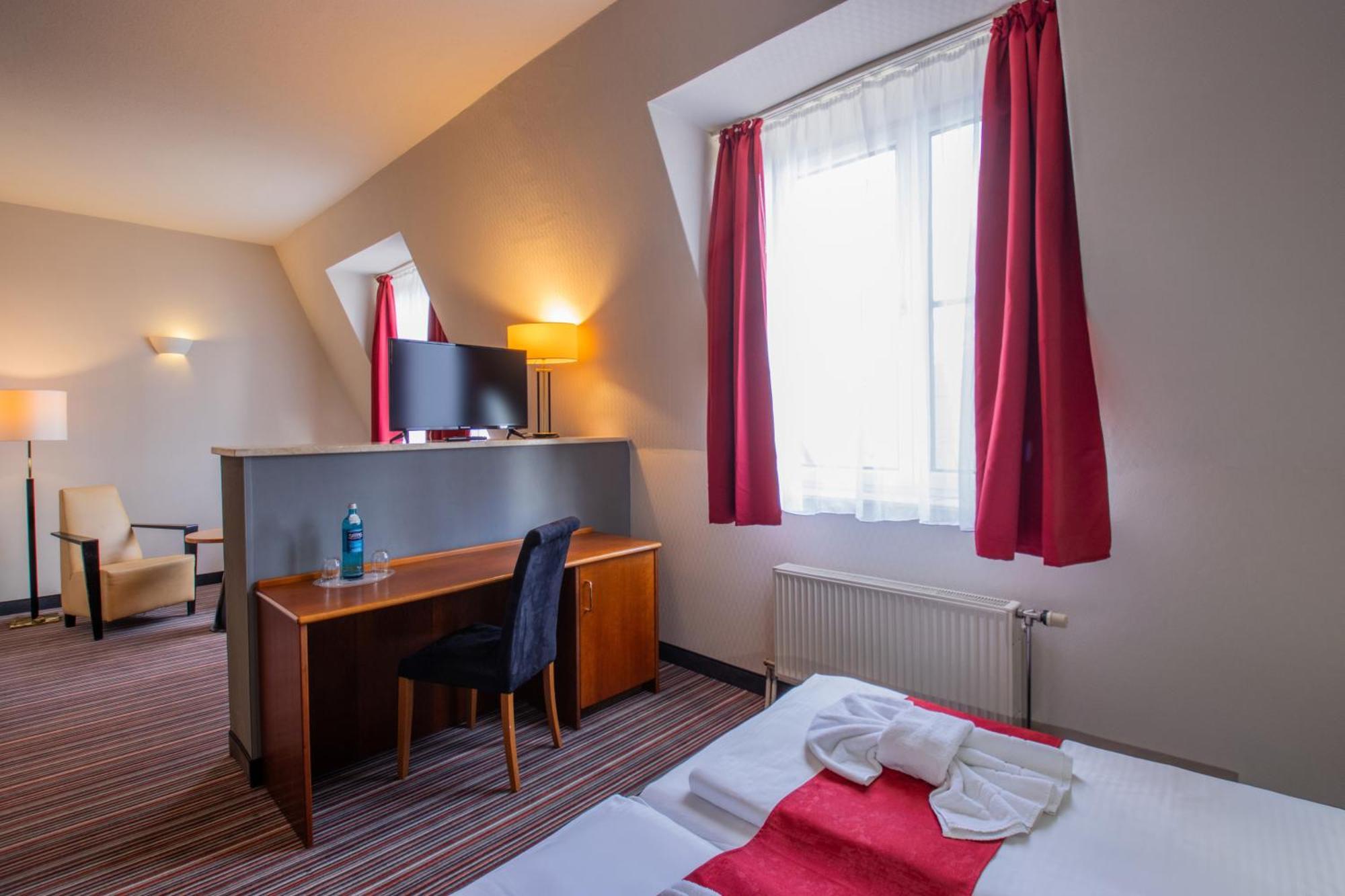 Seehotel Brandenburg An Der Havel Brielow Dış mekan fotoğraf
