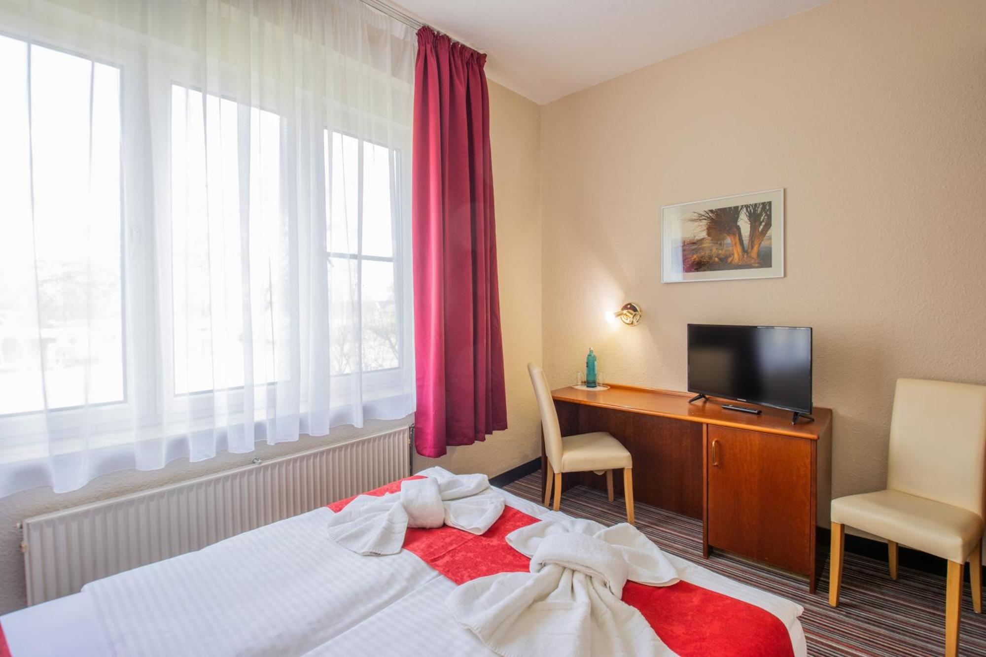 Seehotel Brandenburg An Der Havel Brielow Dış mekan fotoğraf