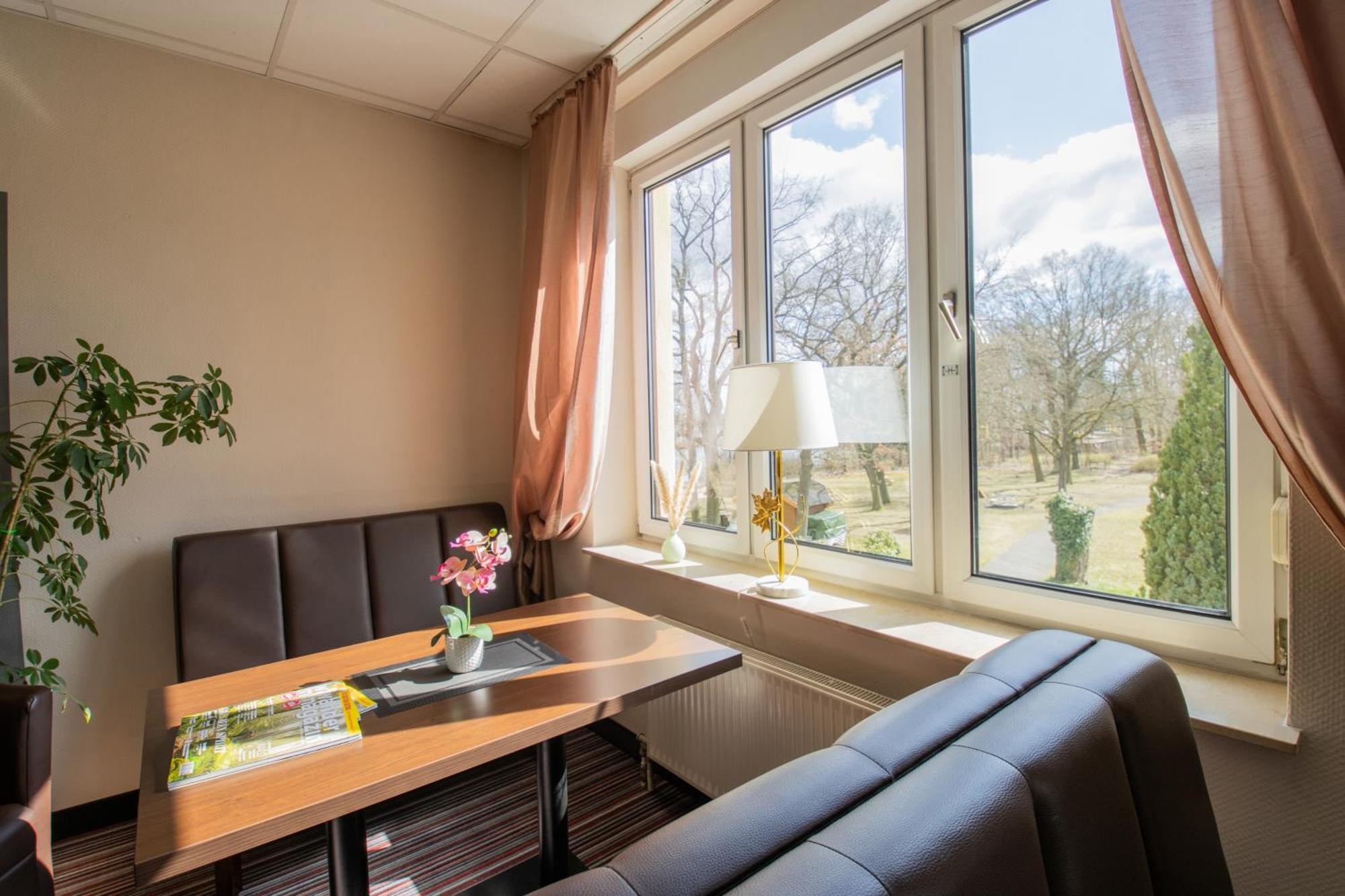 Seehotel Brandenburg An Der Havel Brielow Dış mekan fotoğraf