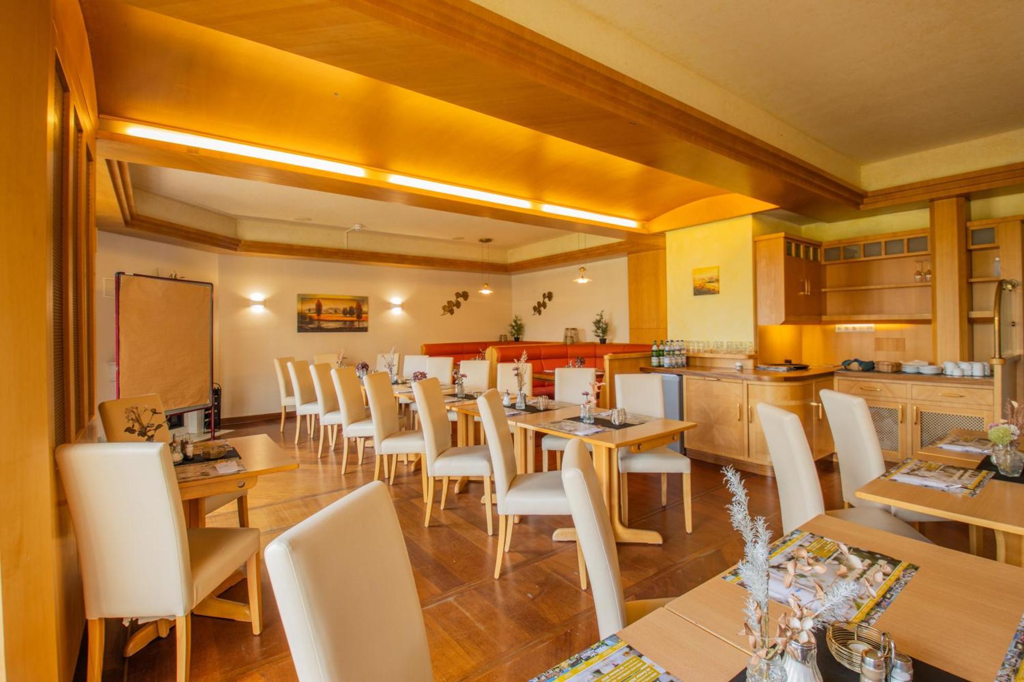 Seehotel Brandenburg An Der Havel Brielow Dış mekan fotoğraf